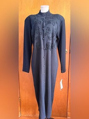Claiborne Black Long-Sleeve Button-Front Dress with Floral Beadwork Sz 16